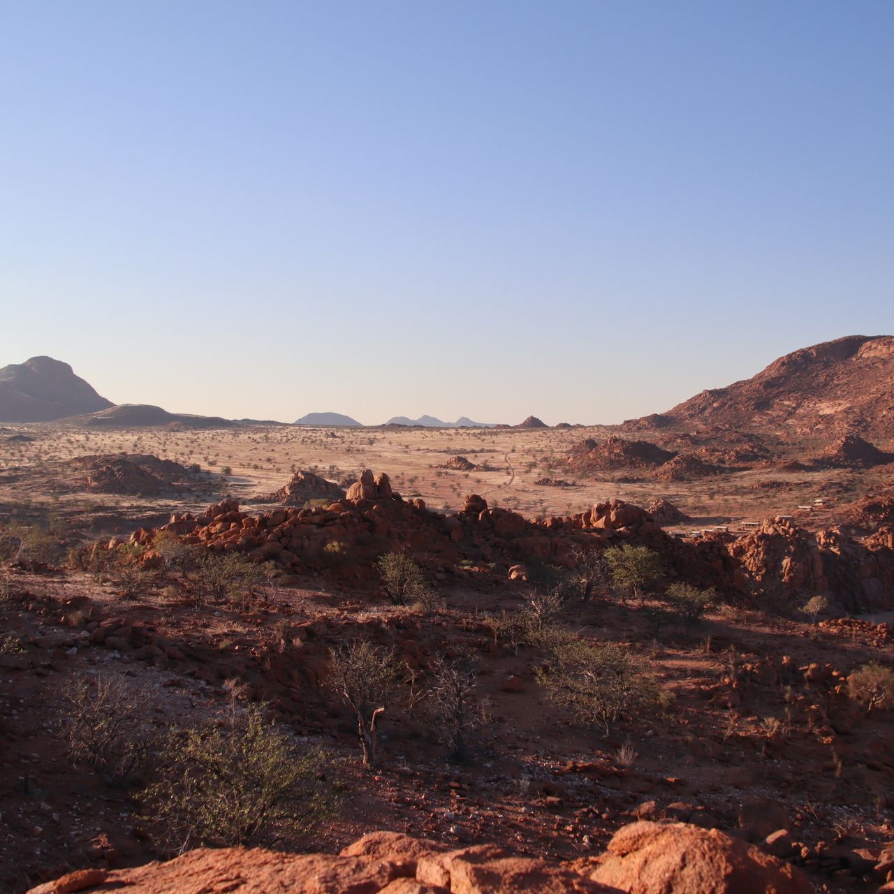erfahrungsbericht-freiwilligenarbeit-namibia-rangerkurs-botswana-jacqueline-damaraland-natucate