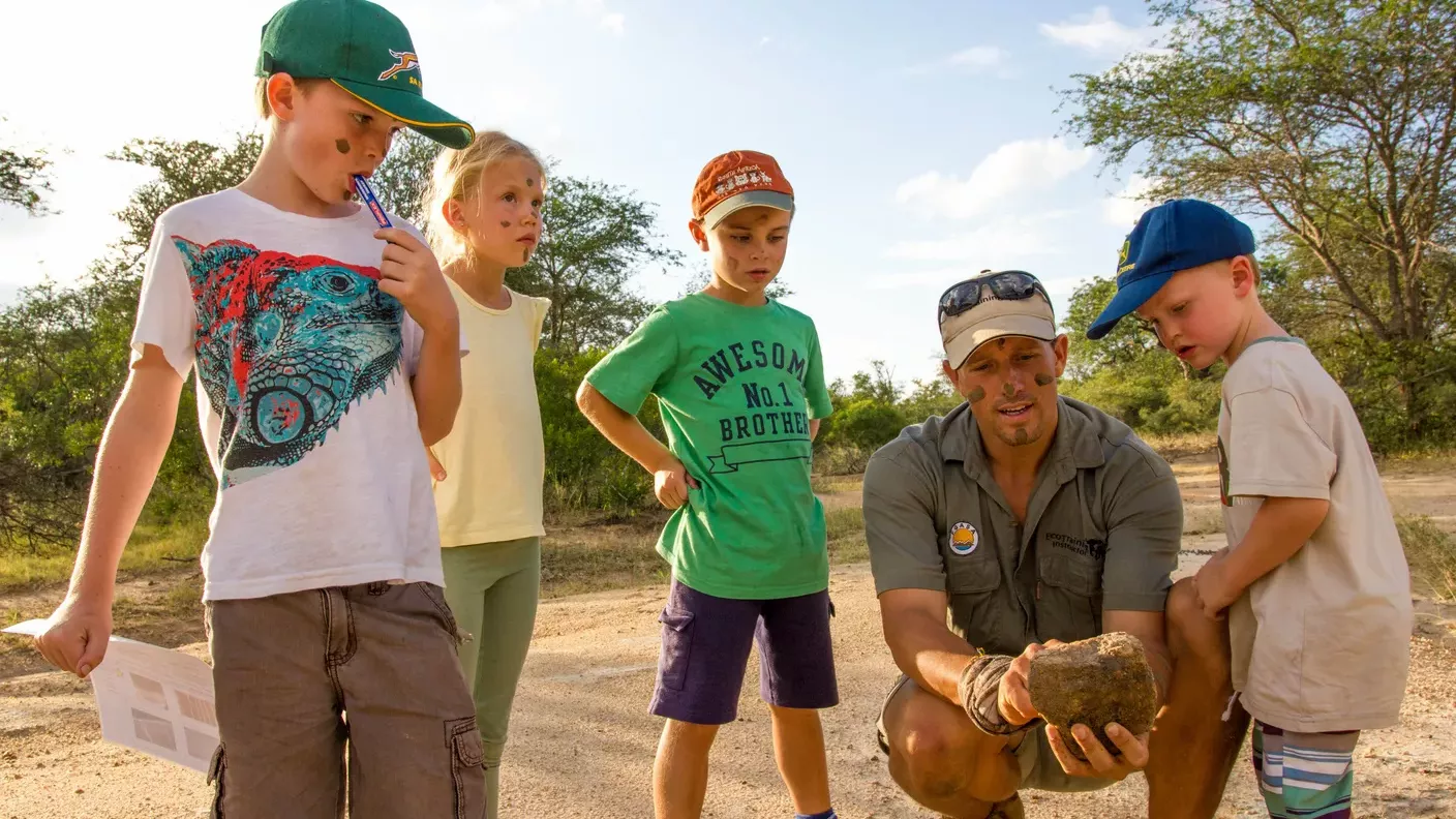 natur-und-erlebnisreise-afrika-suedafrika-family-ecoquest-familie-safari-guide-kinder-natucate