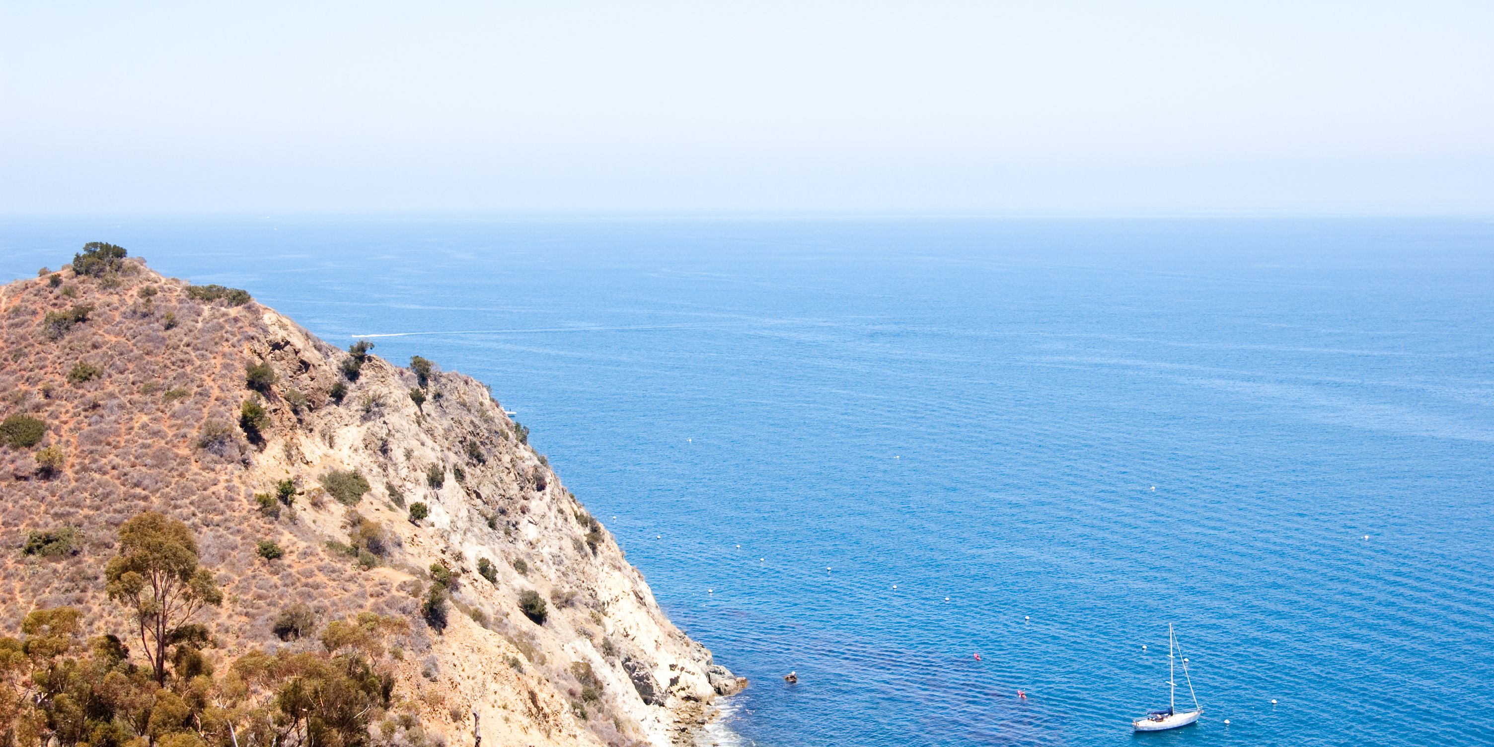 Volunteering in the USA: Looking over the Pacific Ocean of Catalina Island