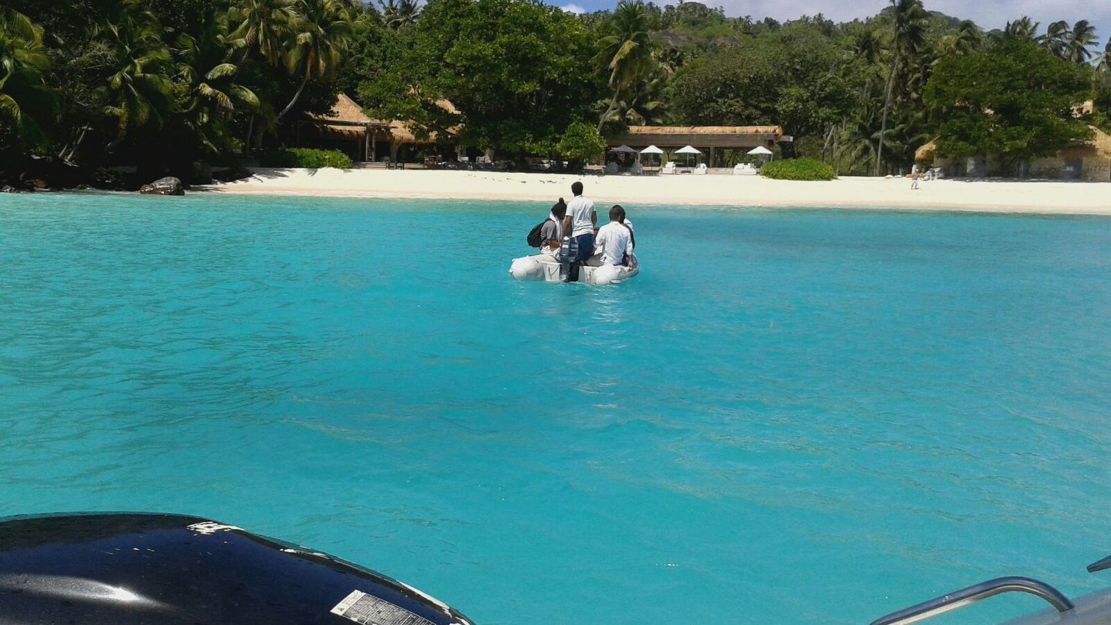 freiwilligenarbeit-seychellen-erfahrungsbericht-artenschutz-kundenfotos-strand-natucate