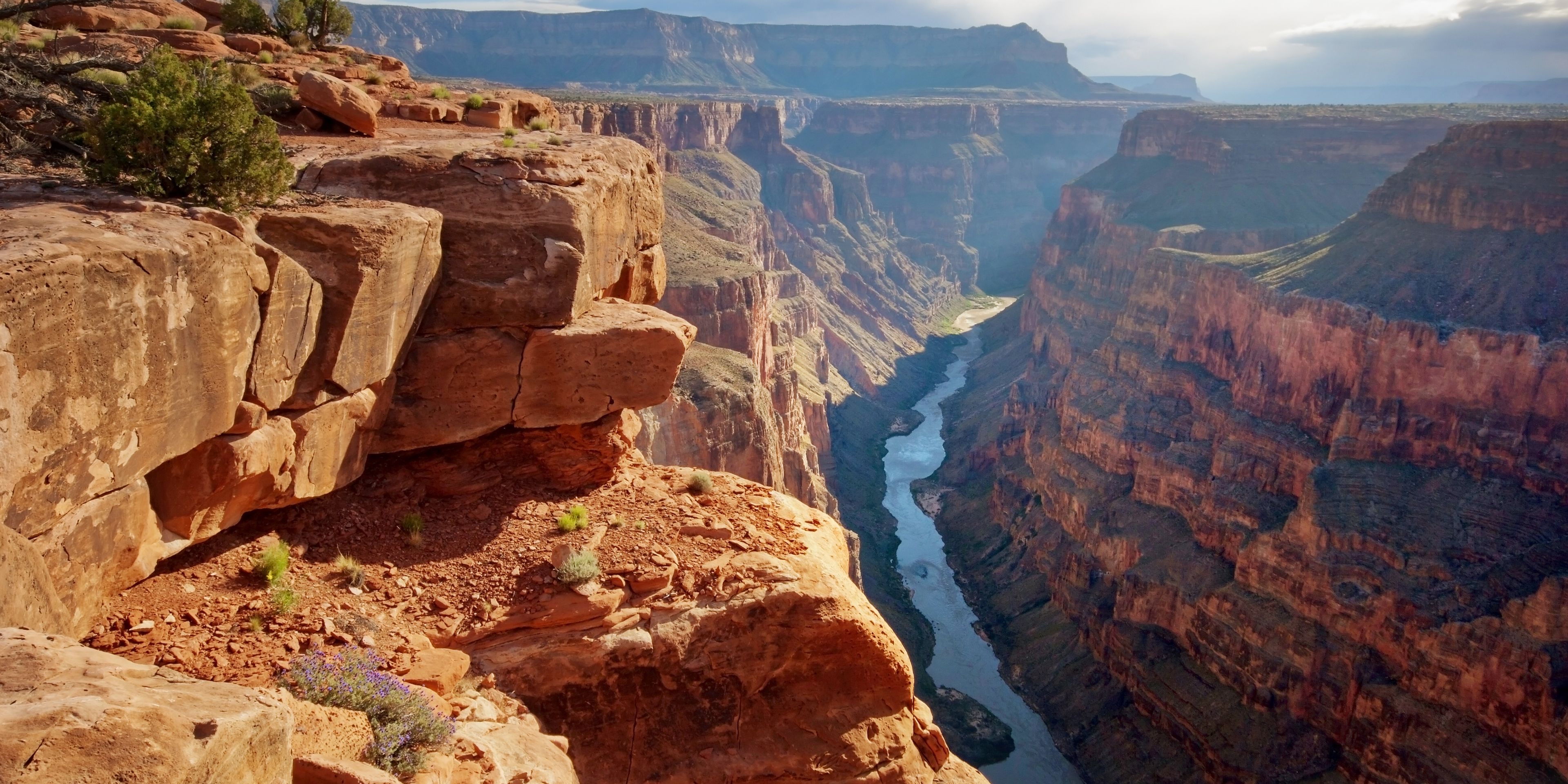 freiwilligenarbeit-usa-arizona-naturschutz-volunteering-grand-canyon-schlucht-flussbett-natucate
