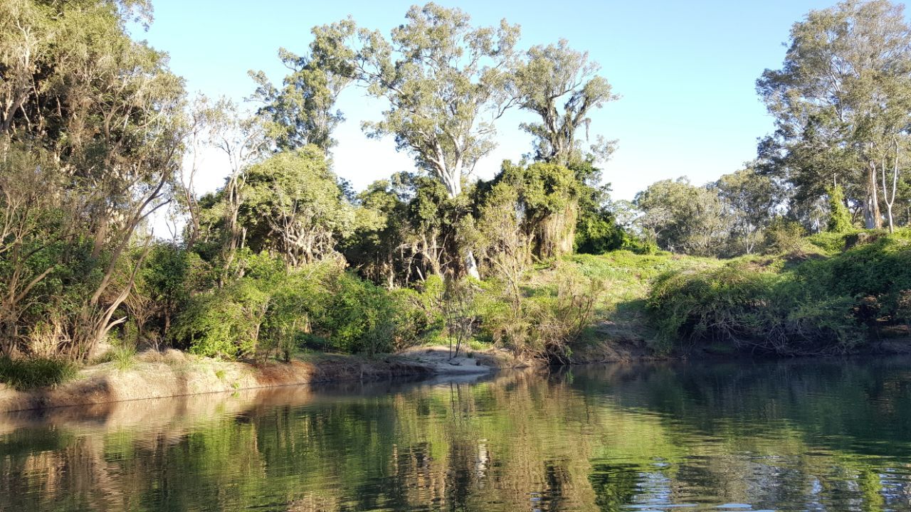 Freiwilligenarbeit Australien: Ein kleiner See im Outback