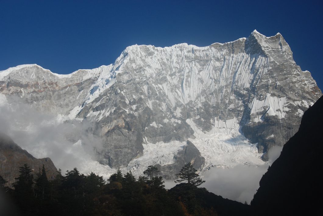 naturreise-snowman-trek-bhutan-berge-natucate