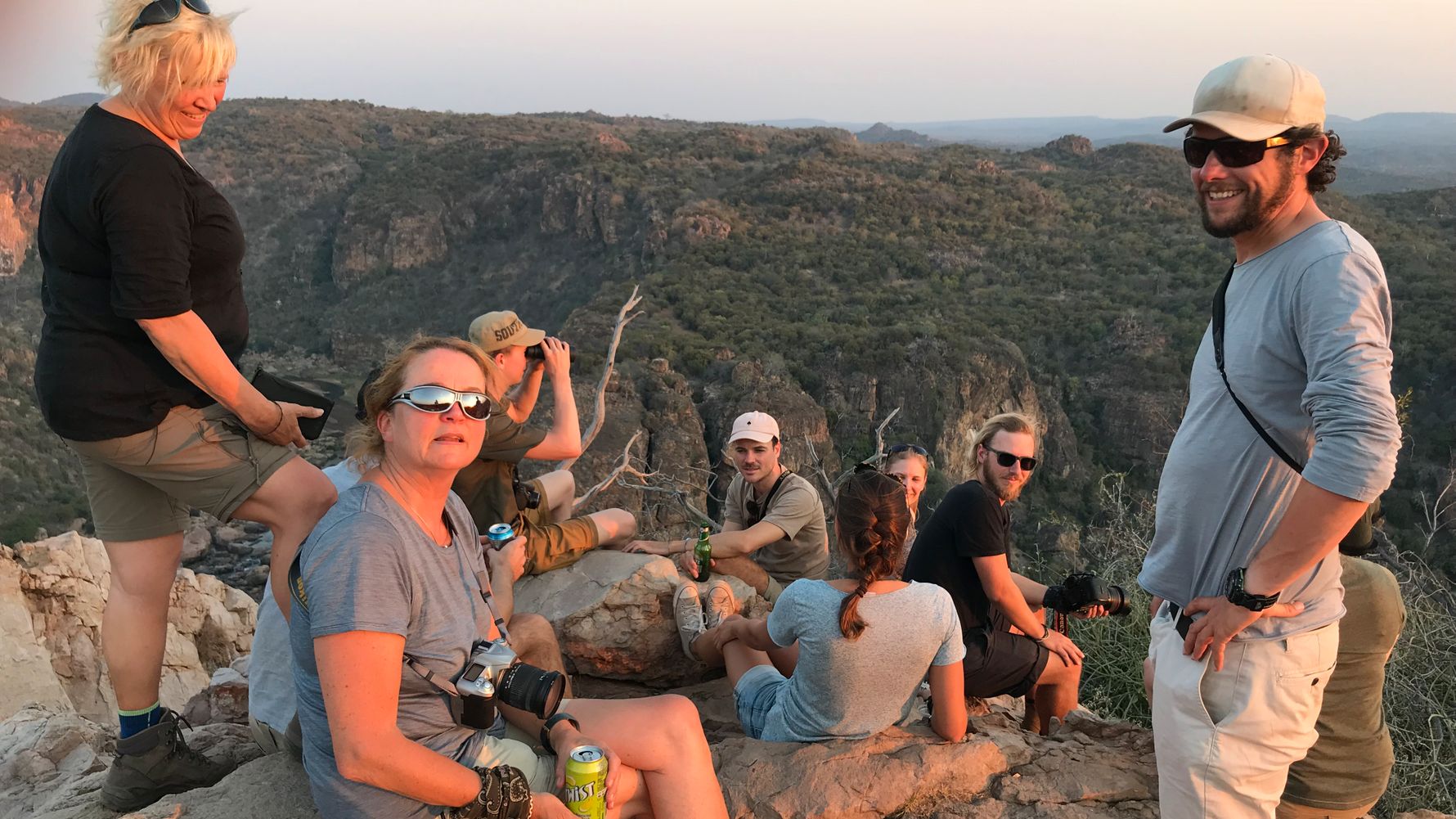 erfahrungsberichte-naturreise-afrika-private-wilderness-experience-lara-sundowner