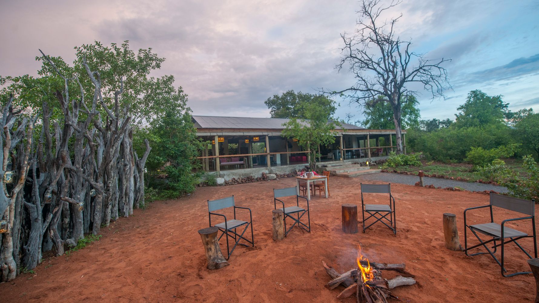 blog-ratgeber-botswana-chobe-elephant-camp-lagerfeuer-natucate