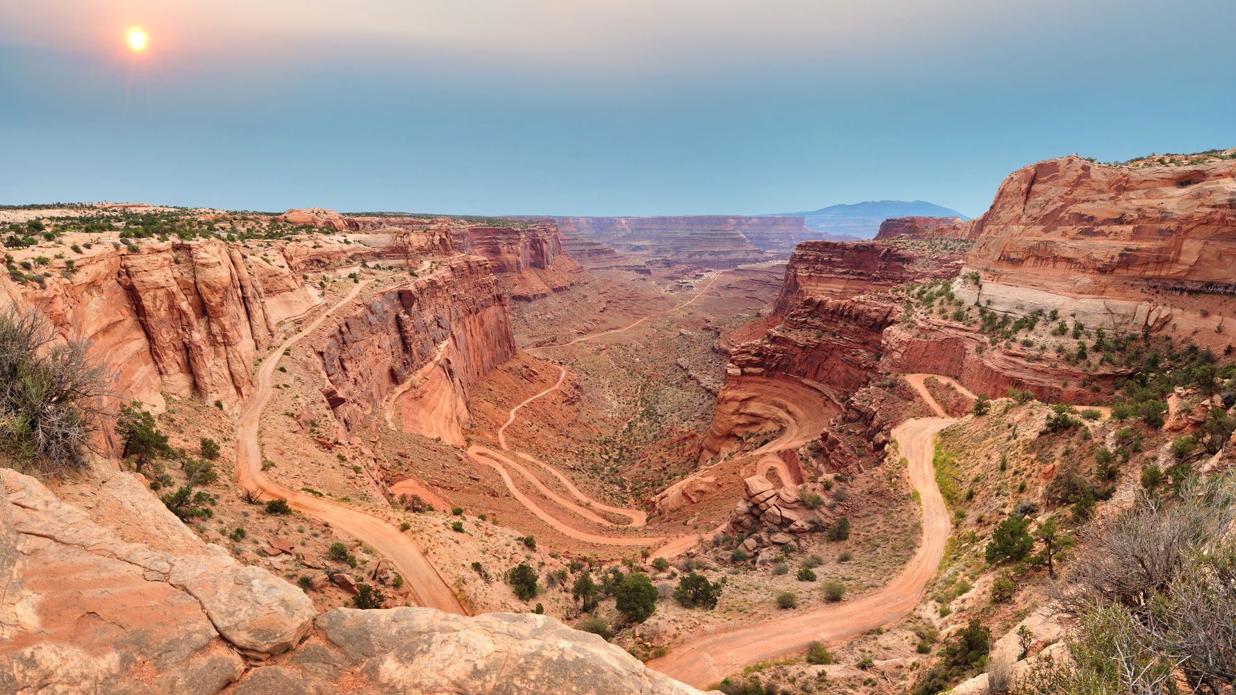 Volunteer USA: Hiking trails in Grand Canyon National Park