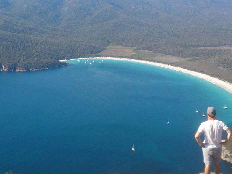 erfahrungsberichte-freiwilligenarbeit-australien-naturschutz-marvin-aussicht-bucht-natucate