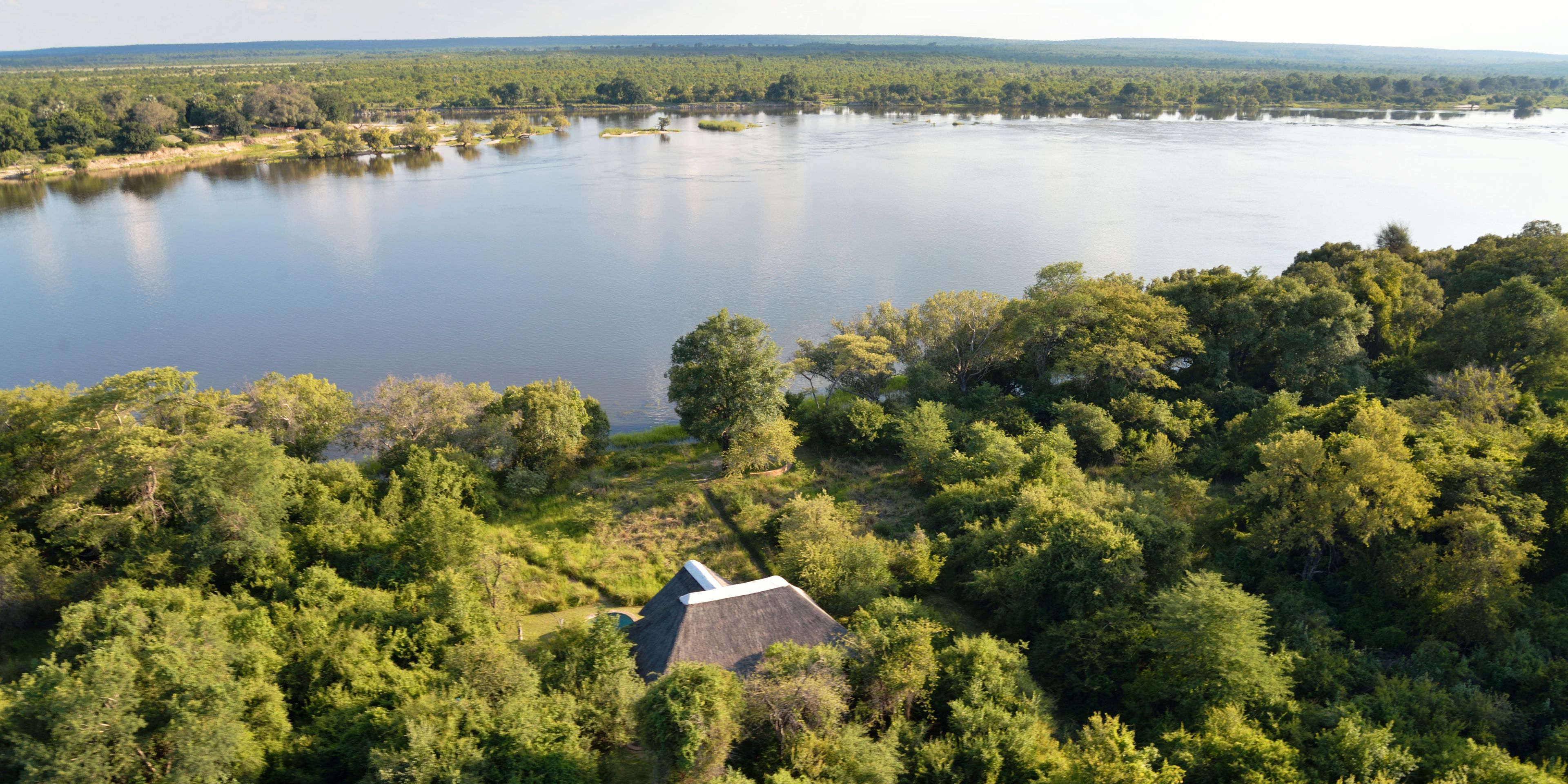 safari-sambia-von-livigstone-bis-kafue-lodge-fluss-birdview-natucate