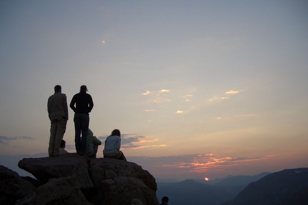 freiwilligenarbeit-usa-arizona-naturschutz-volunteers-sonnenuntergang-natucate