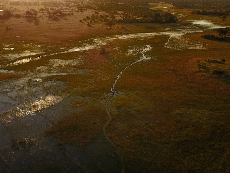 blog-camp-kwapa-okavango-delta-region-wasser-fluss-afrika-natucate