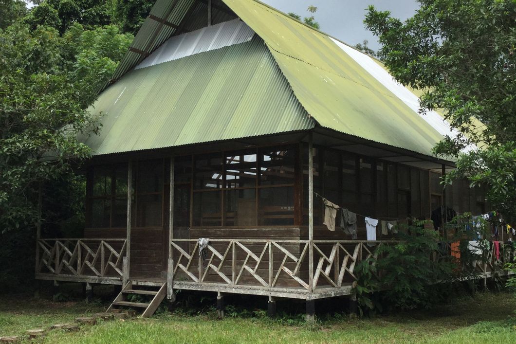 Eine der Unterkuenfte im Amazonas waehrend der Rangerausbildung im Regenwald