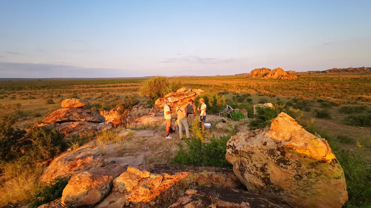 erfahrungsberichte-rangerkurse-suedafrika-field-guide-level-1-juliana-sundowner-natucate