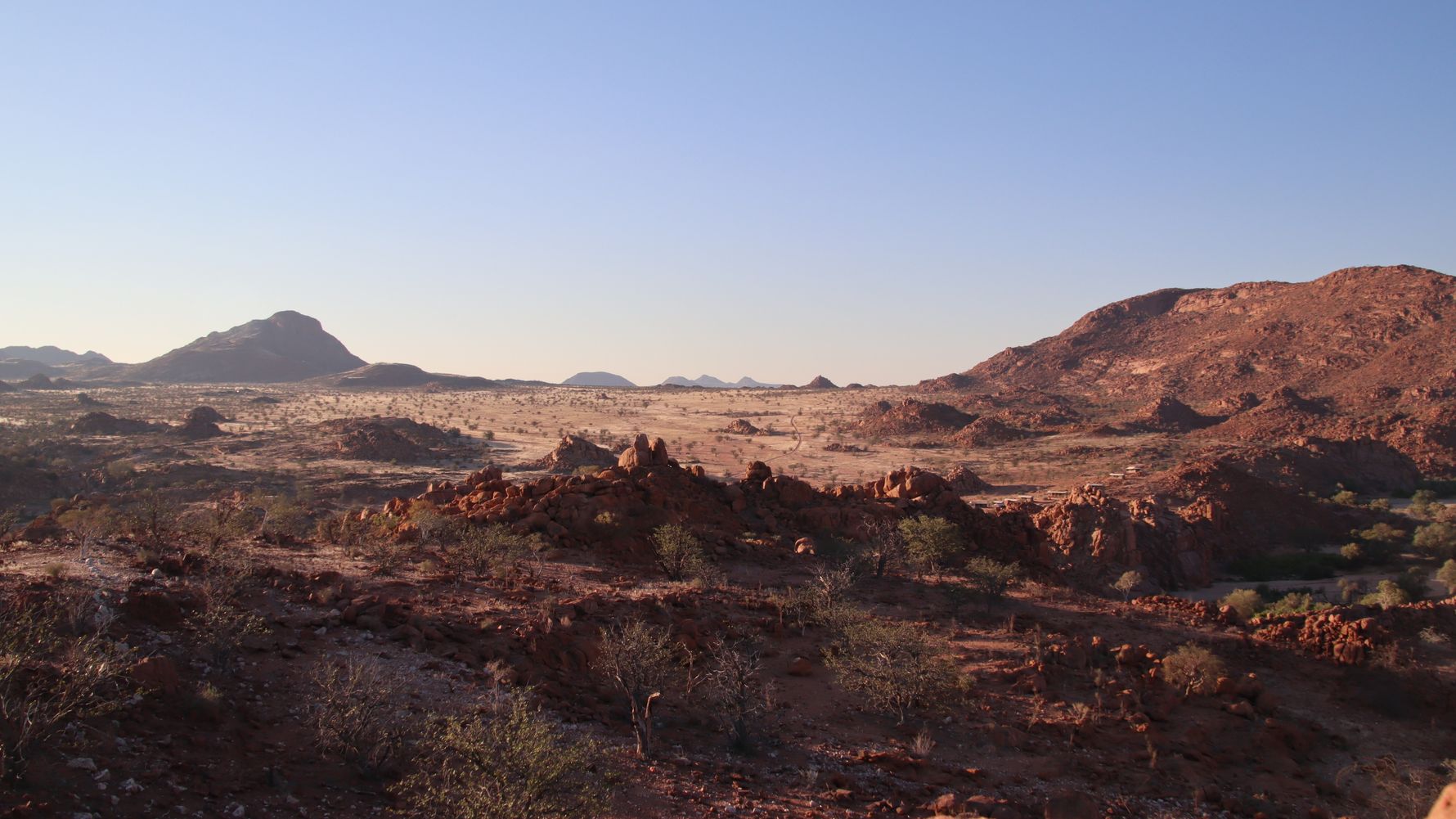 erfahrungsbericht-freiwilligenarbeit-namibia-rangerkurs-botswana-jacqueline-damaraland-natucate