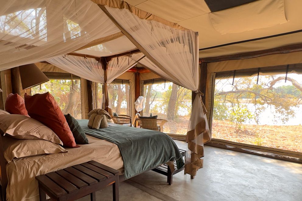 natucate-safari-simbabwe-off-the-beaten-path-luambe-camp-accommodation