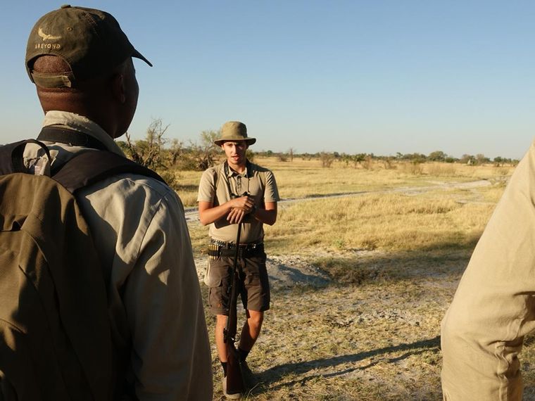 blog-ratgeber-safari-haeufig-gestellte-fragen-bushwalk-guide-natucate