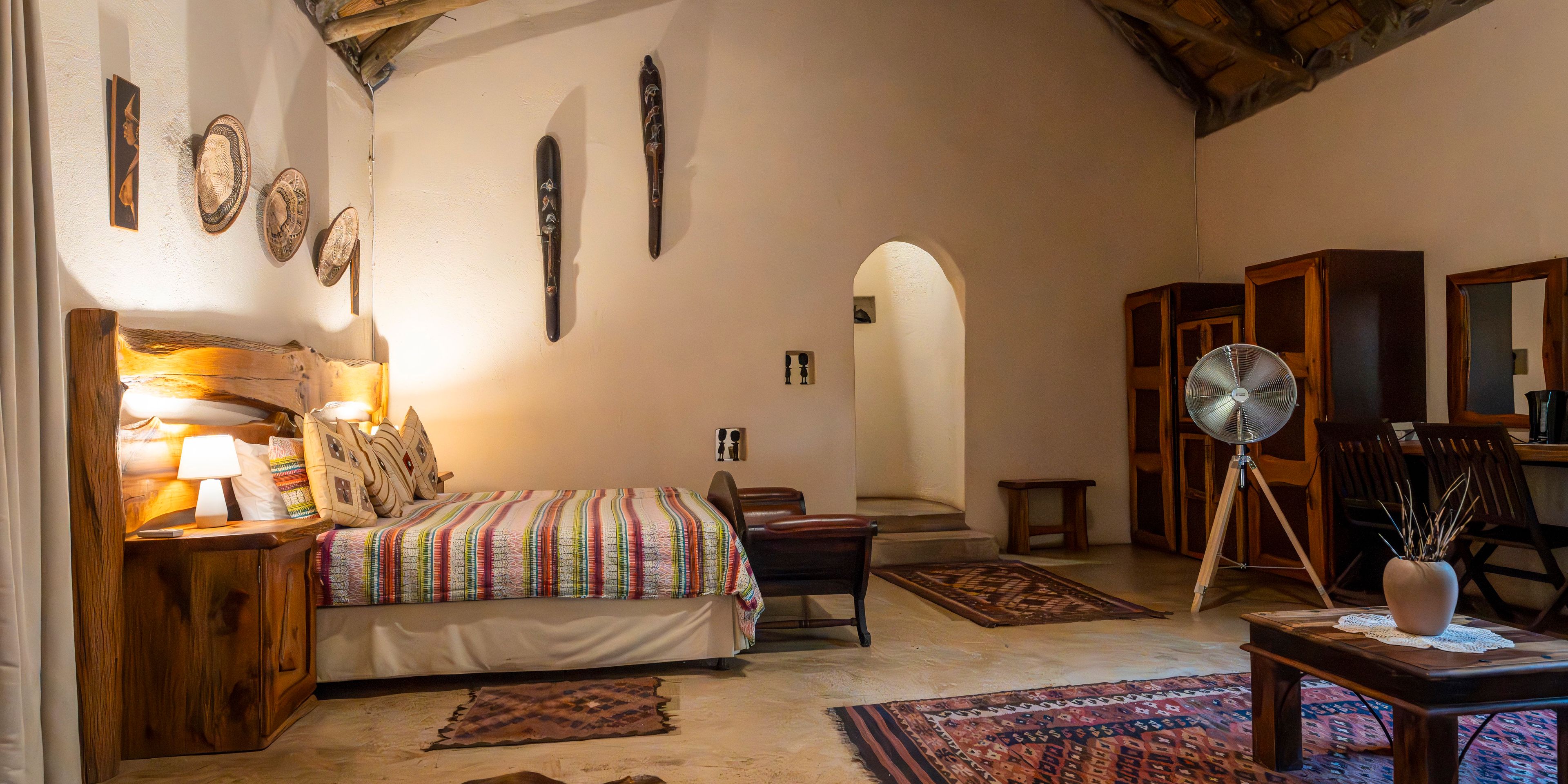 natucate-guide-course-short-bw-bedroom