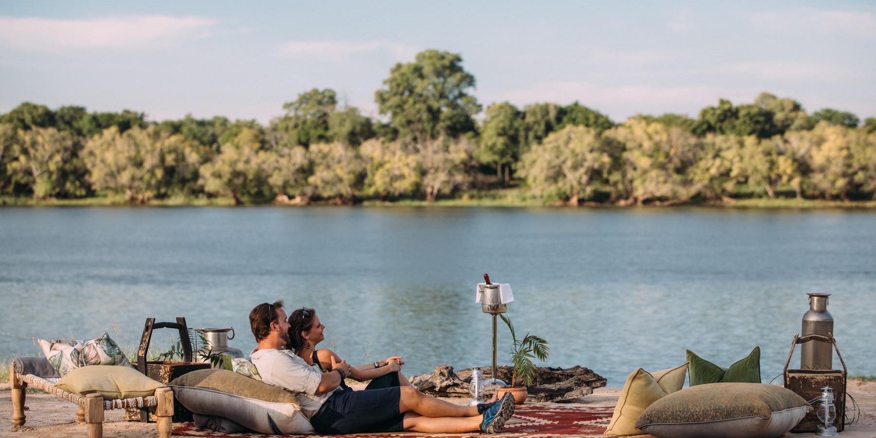 natucate-safari-zimbabwe-old-drift-picknick-river