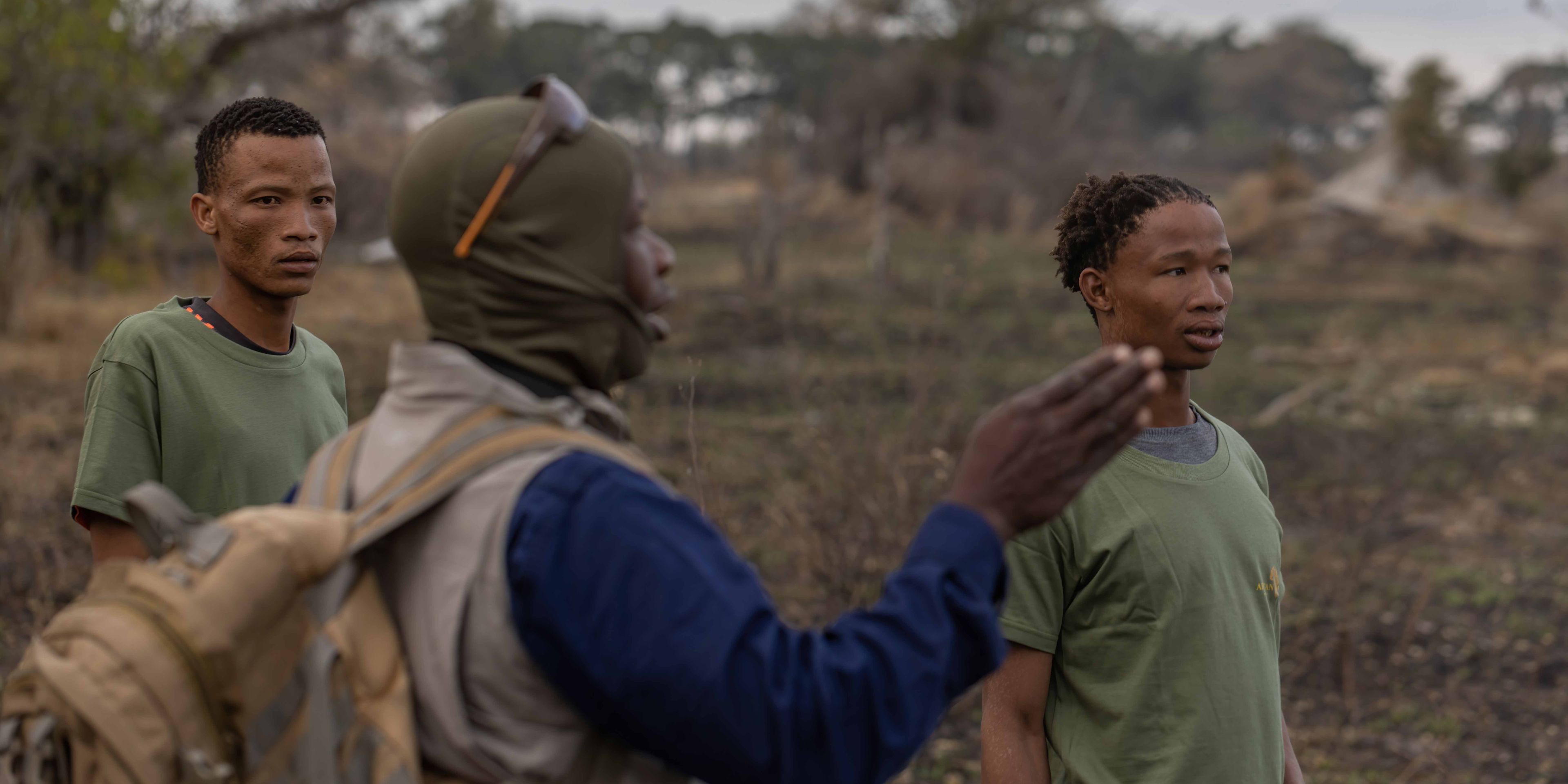 natur-und-rangerkurs-botswana-afrika-san-survival-skills-tracking-san-mann-natucate