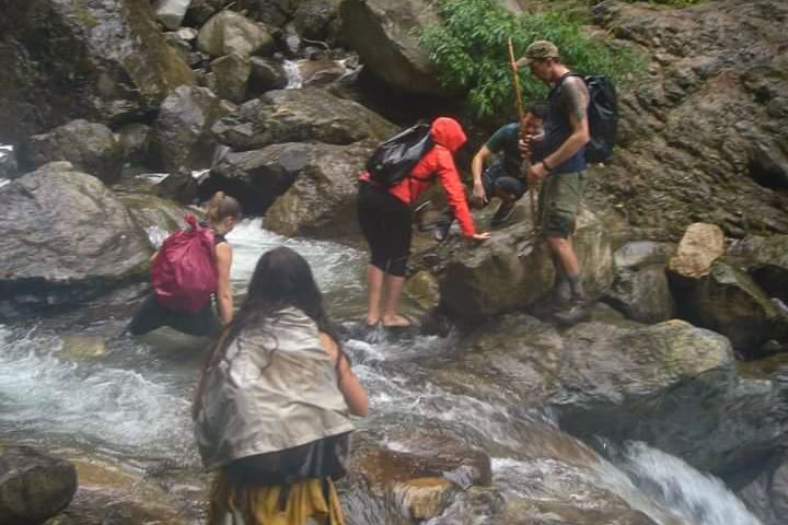 auslandspraktikum-costa-rica-waldschutz-wandern-natucate