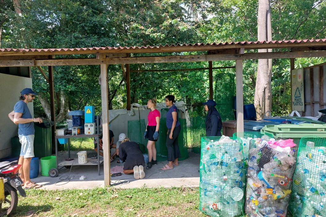 Recycling Station