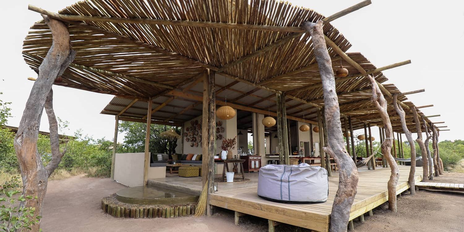 natucate-location-botswana-tswehe-common-area