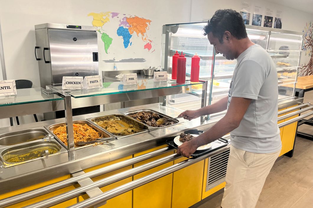 natucate-travel-volunteering-seychelles-platte-island-koko-cafe