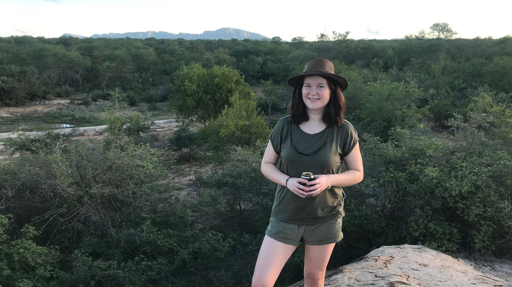 erfahrungsberichte-rangerkurse-suedafrika-field-guide-level-1-nadine-aussicht-natucate