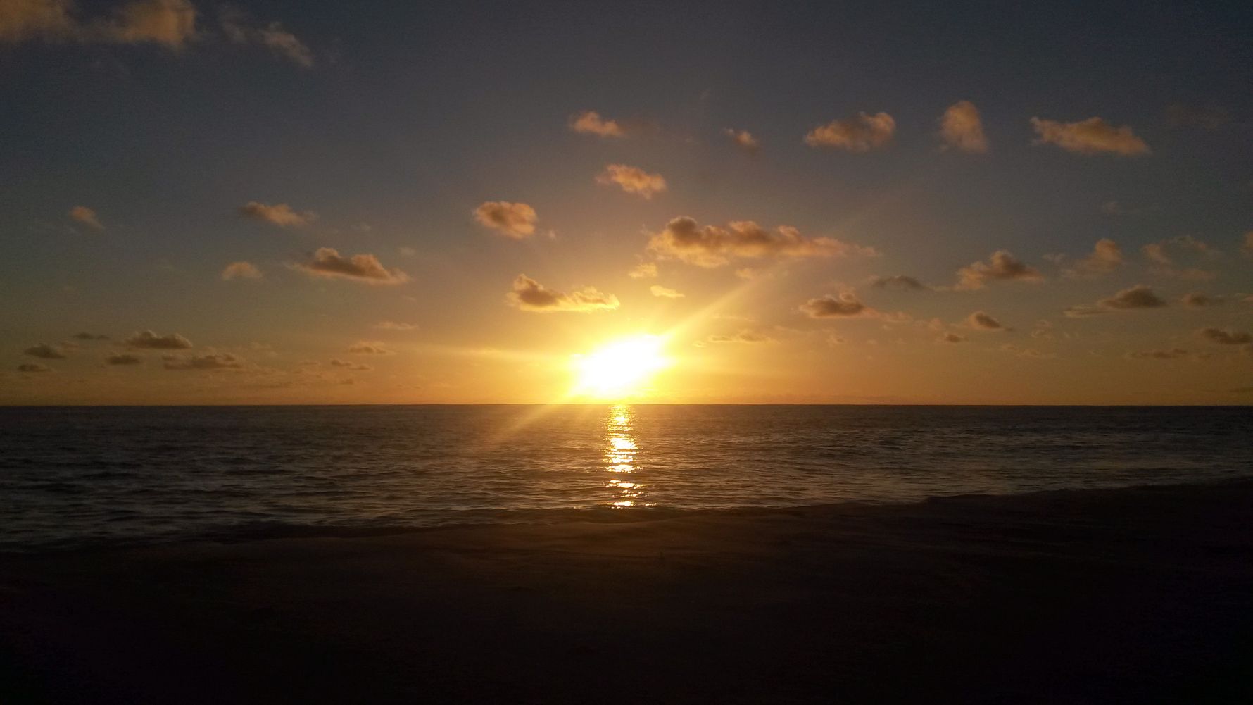 freiwilligenarbeit-seychellen-erfahrungsbericht-sonnenuntergang-artenschutz-natucate